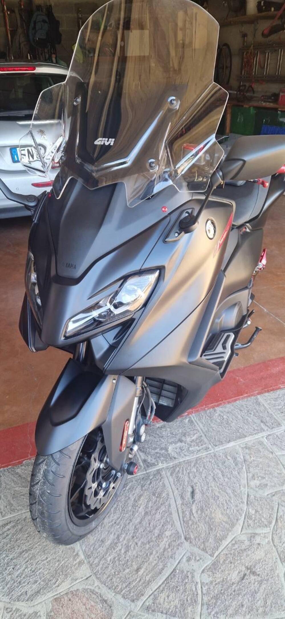 Yamaha T-Max 560 (2022 - 24) (3)