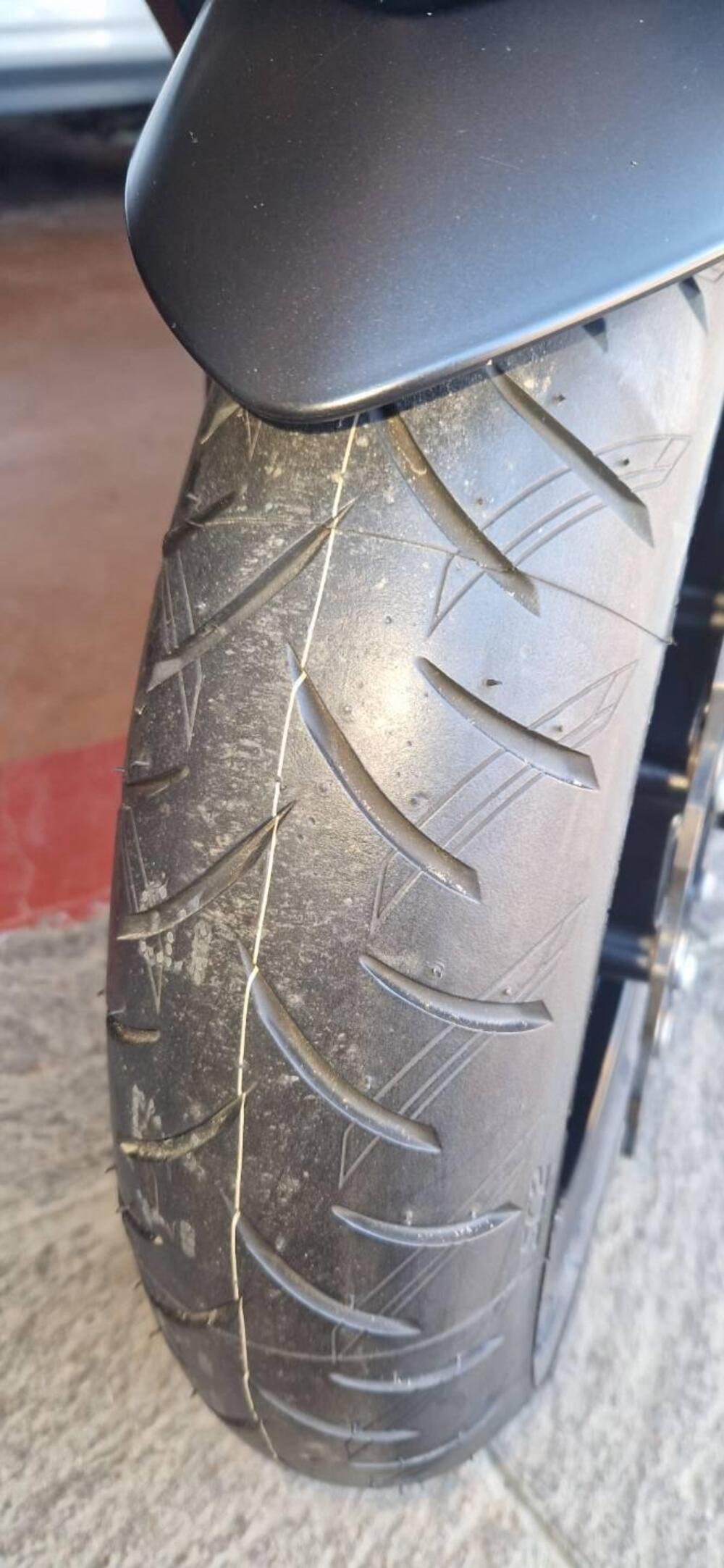 Yamaha T-Max 560 (2022 - 24) (4)