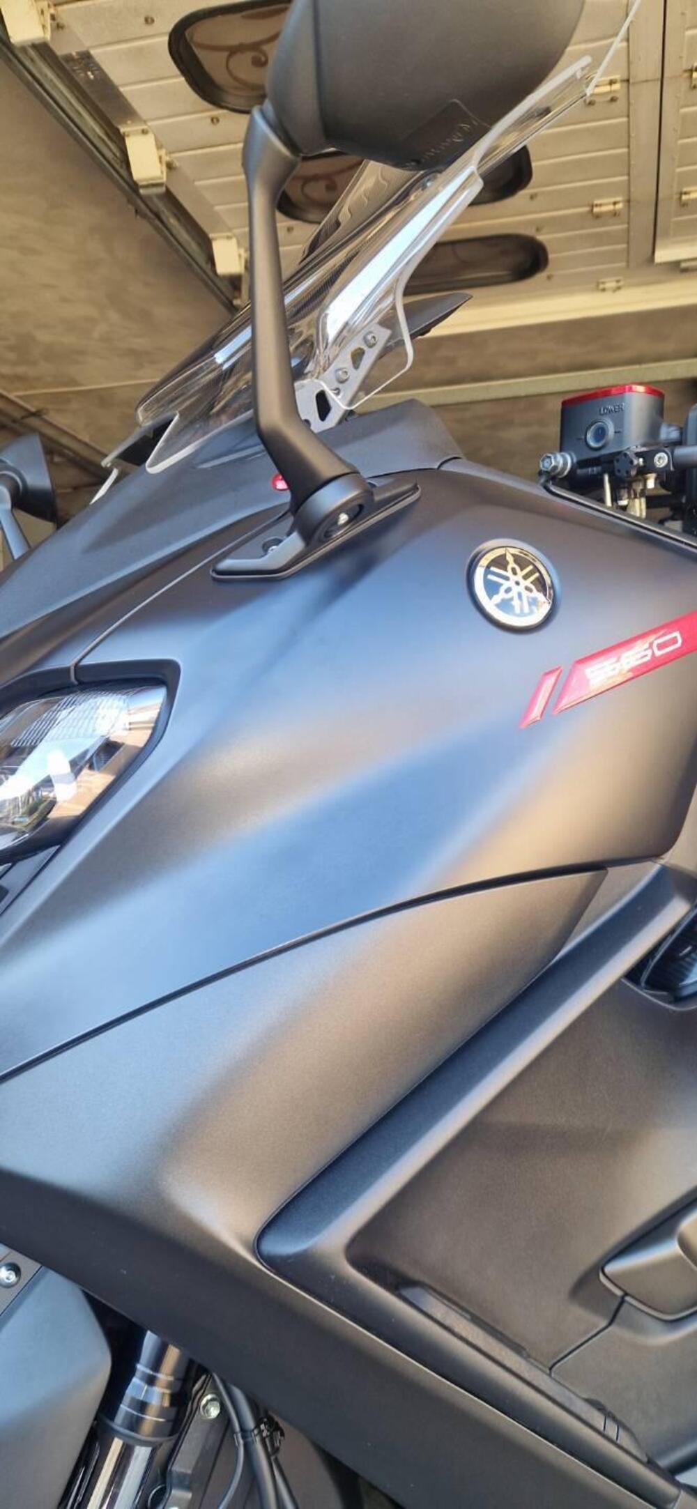 Yamaha T-Max 560 (2022 - 24) (5)