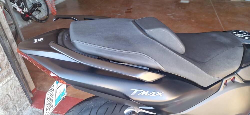 Yamaha T-Max 560 (2022 - 24) (12)