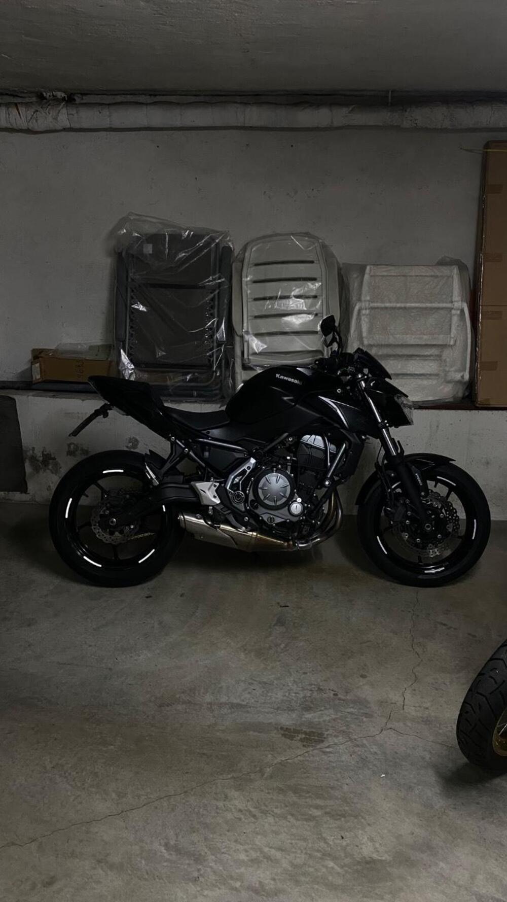 Kawasaki Z 650 (2017 - 19) (2)