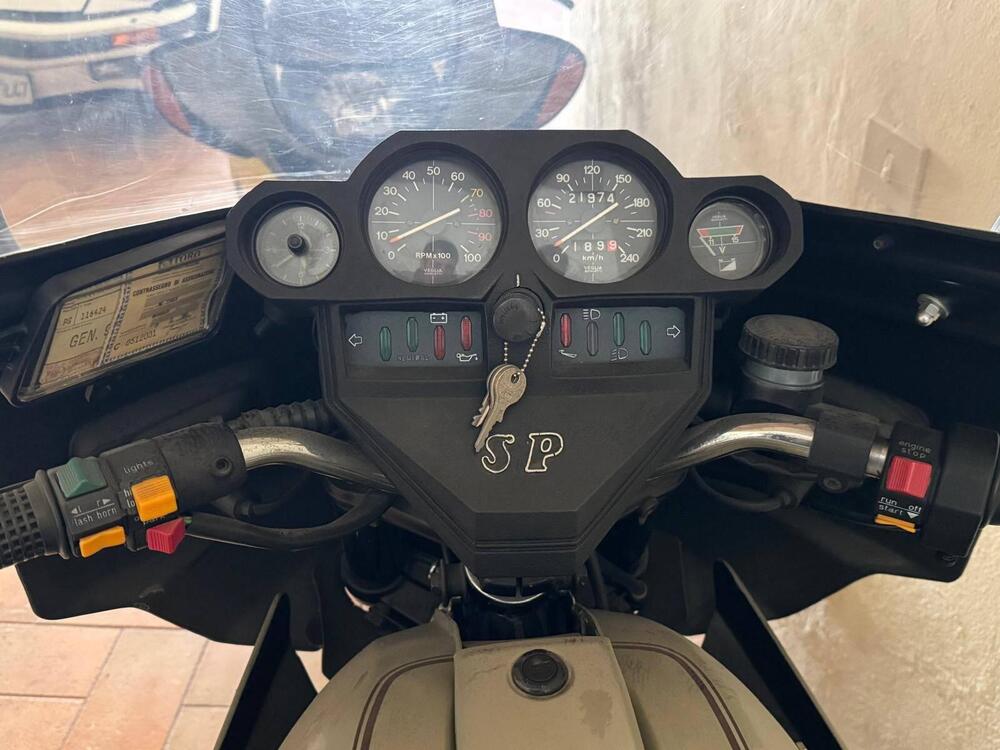 Moto Guzzi 1000 SP (3)