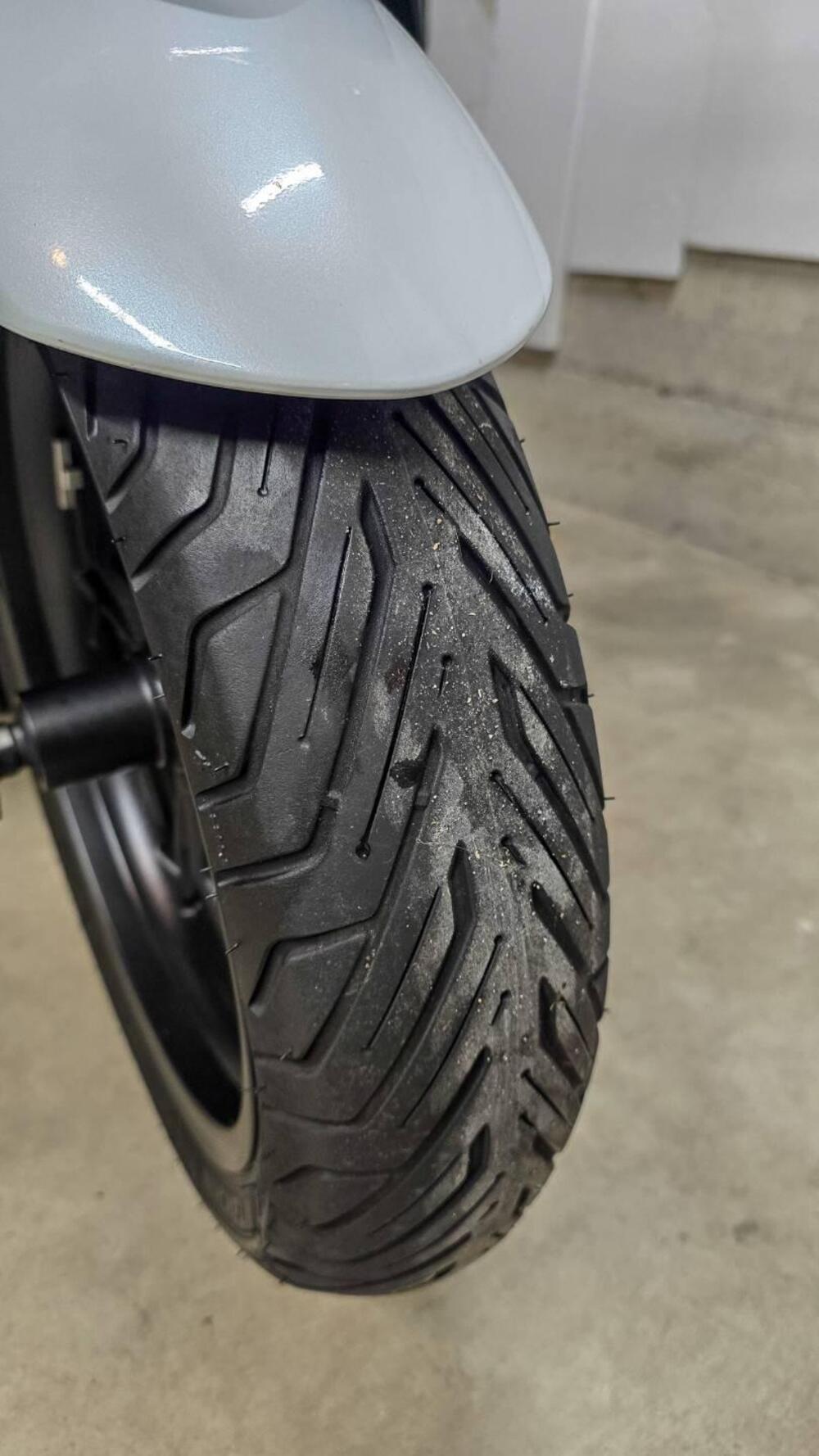 Honda Forza 350 (2022 - 24) (14)