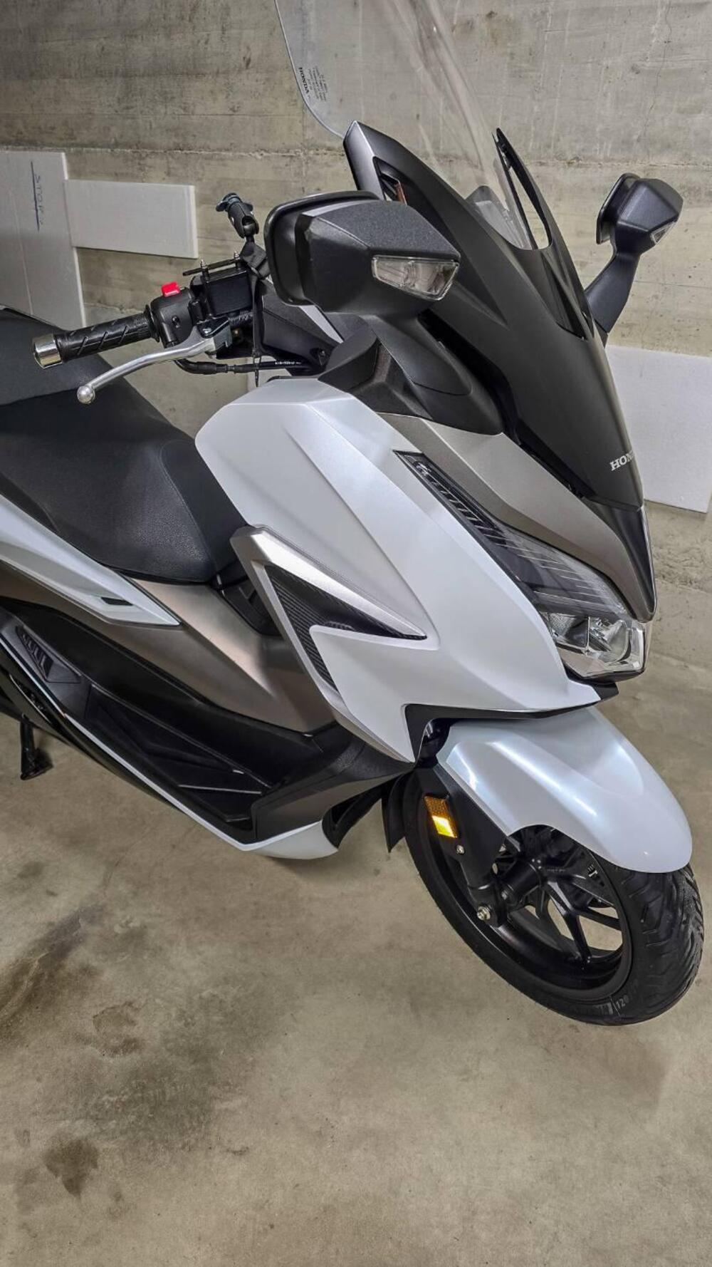 Honda Forza 350 (2022 - 24) (17)