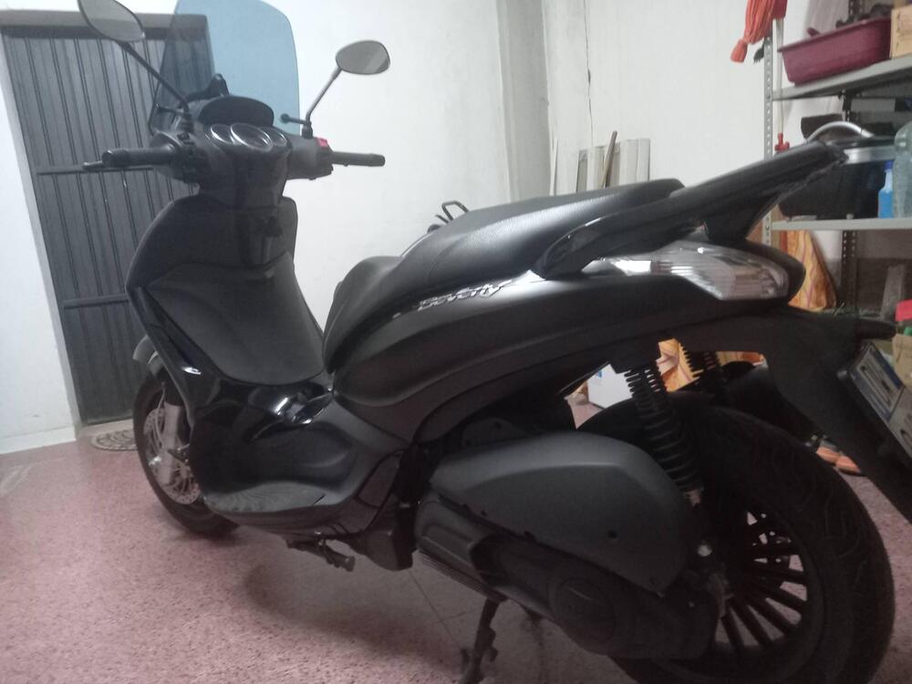 Piaggio Beverly 300 i.e. (2010 - 16) (6)