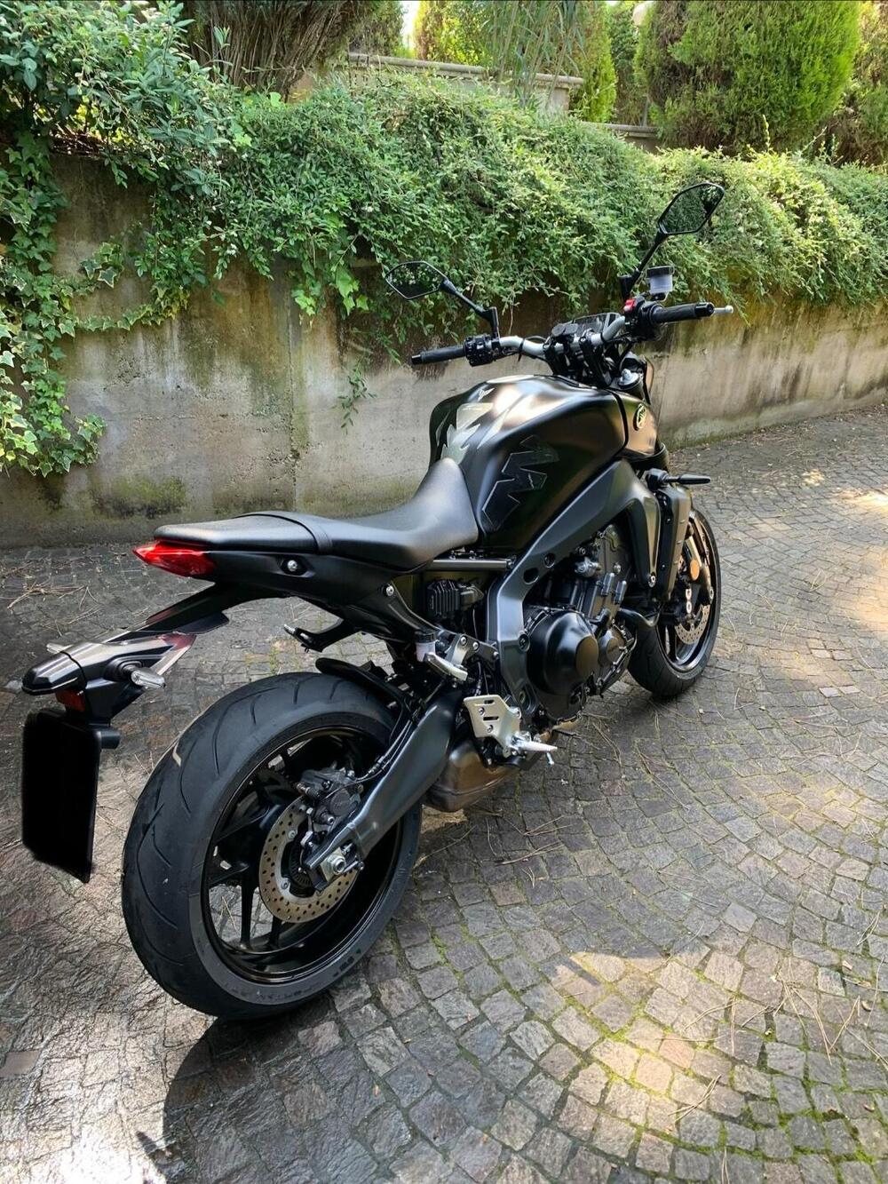 Yamaha MT-09 (2021 - 23) (3)