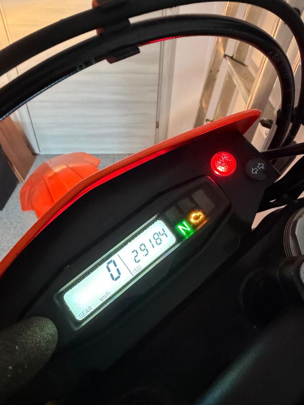 KTM 690 Enduro R (2021) (2)