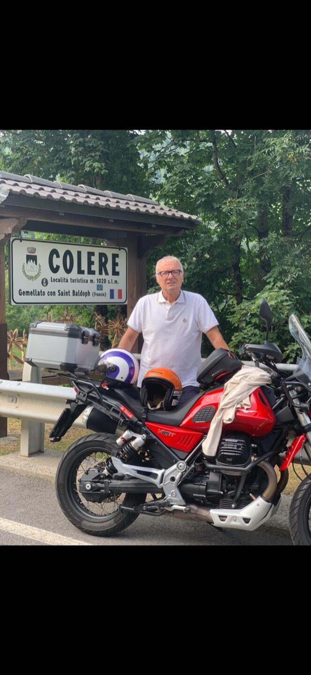 Moto Guzzi V85 TT (2019 - 20) (3)