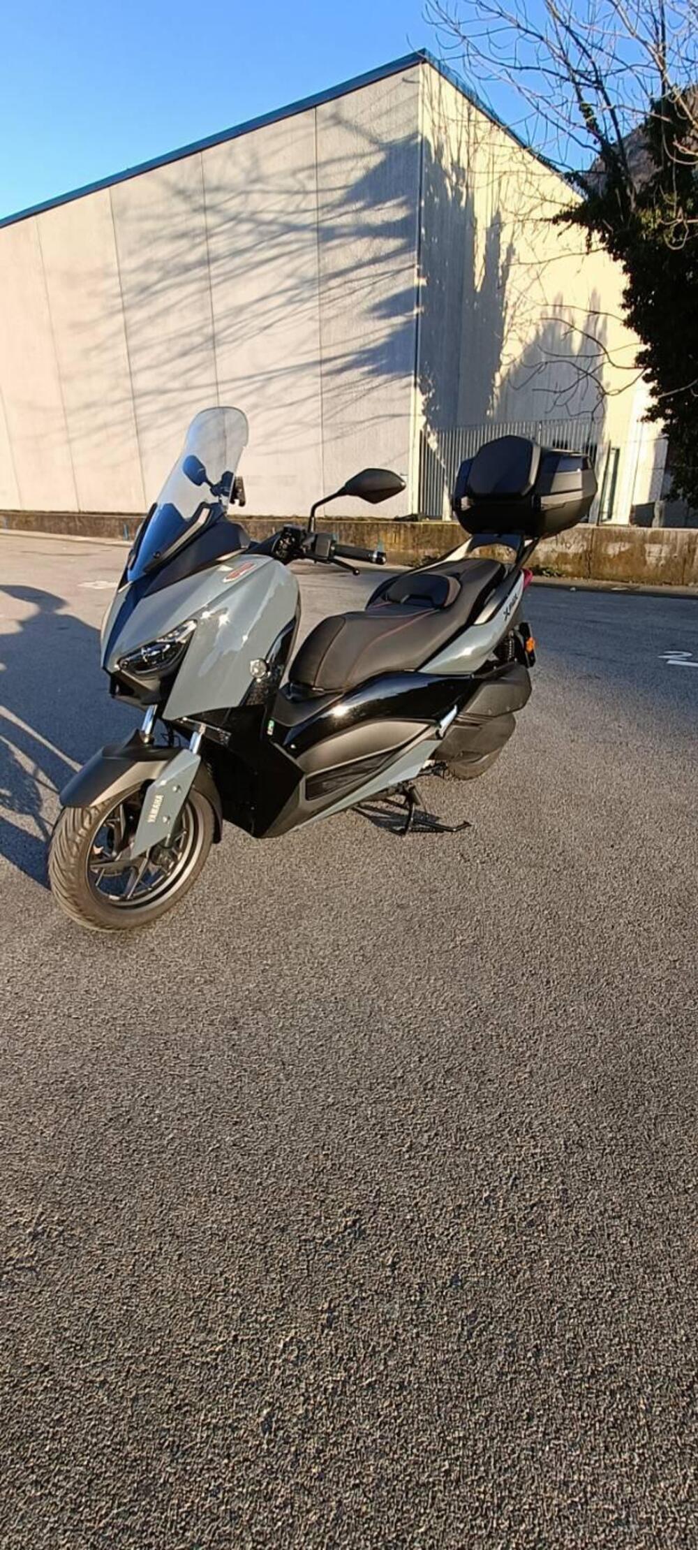 Yamaha X-Max 300 Tech Max (2021 - 24) (9)