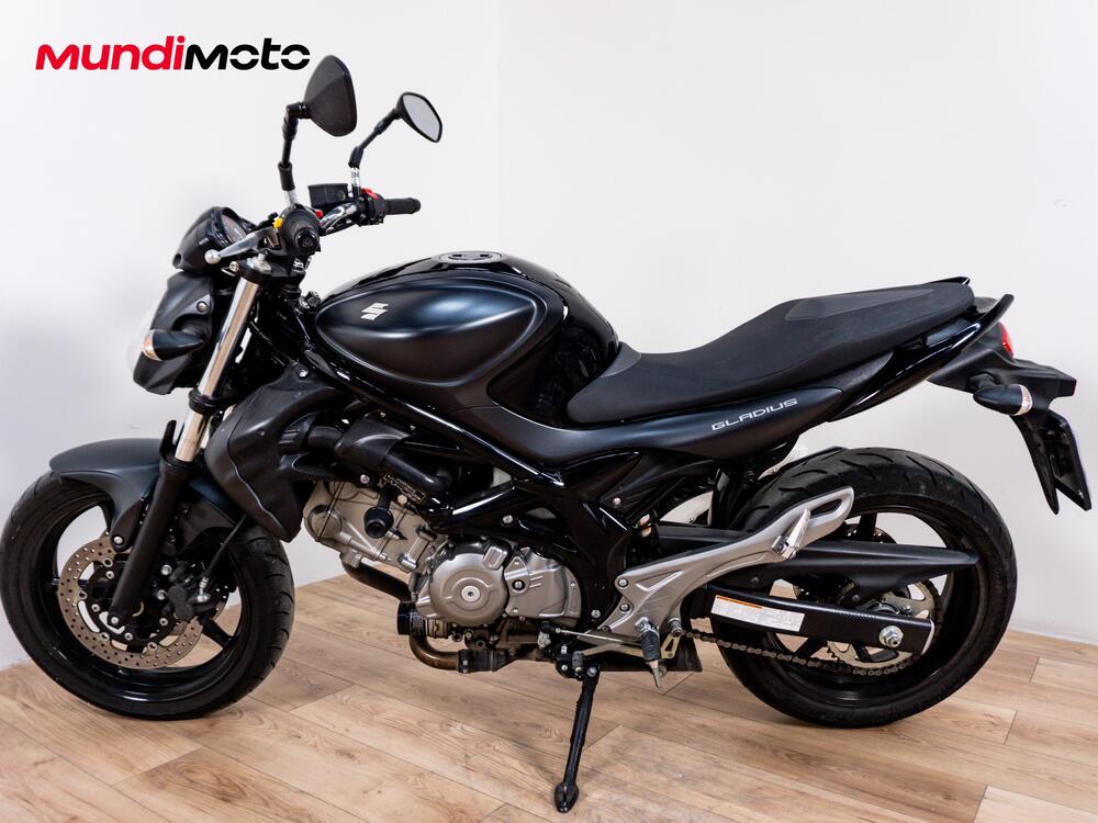 Suzuki Gladius 650 SFV ABS (2009 - 15) (6)