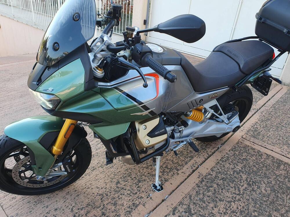 Moto Guzzi V100 Mandello S (2022 - 24) (7)