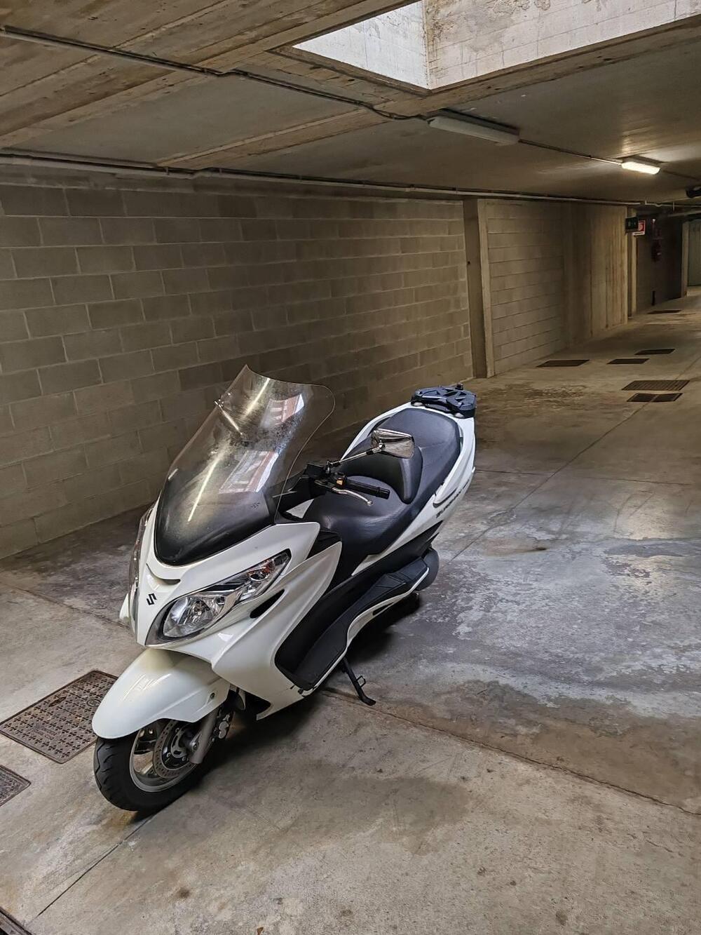 Suzuki Burgman AN 400 (2008 - 13) (2)