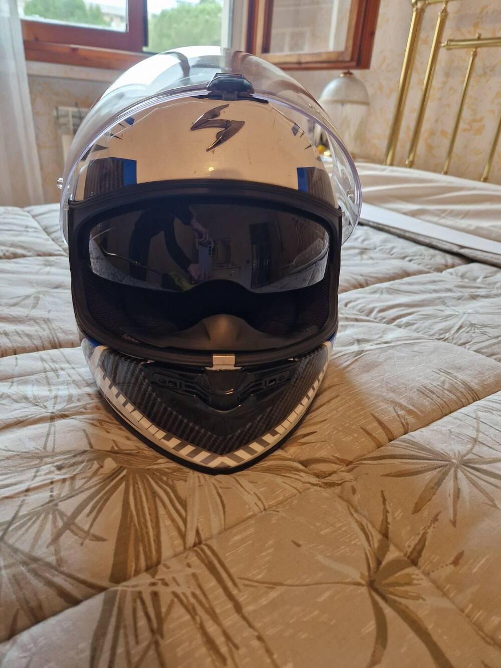 Casco integrale Scorpion Helmets (2)