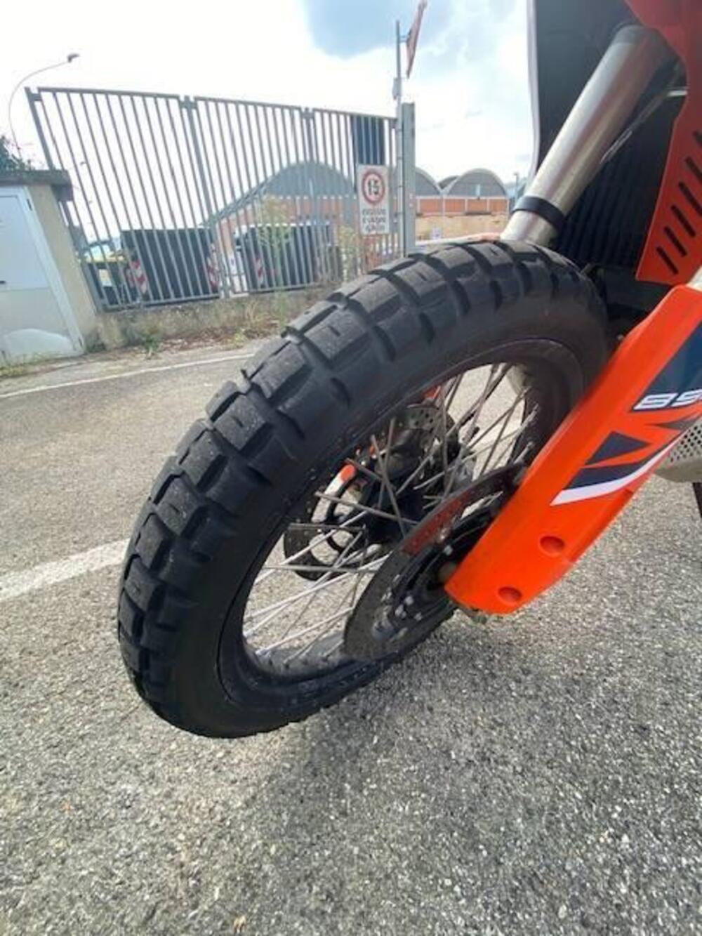 KTM 890 Adventure R (2023 - 24) (6)