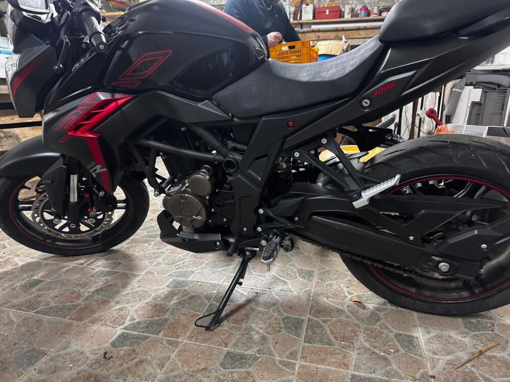 Voge Brivido 300R (2021 - 24) (4)