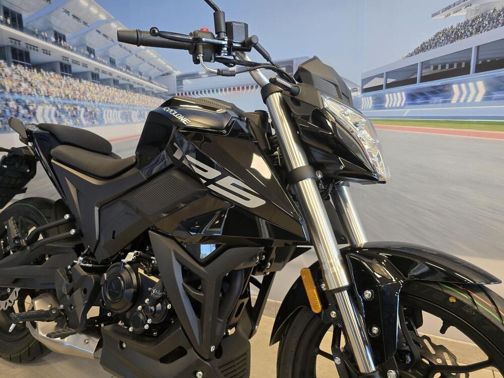 Cyclone Battlo 5S (2025 - 26) (17)