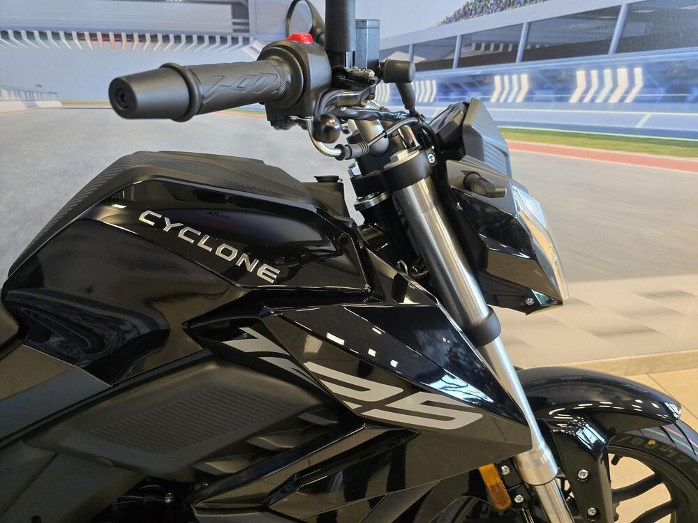 Cyclone Battlo 5S (2025 - 26) (19)