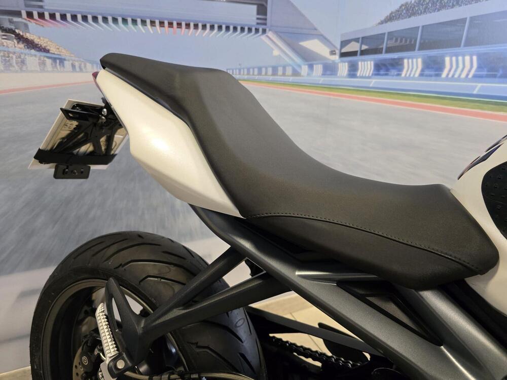 Triumph Street Triple ABS (2013 - 17) (19)