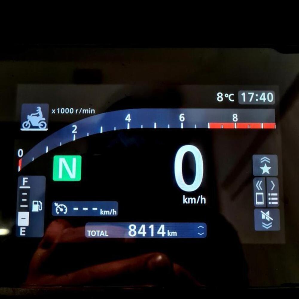 Honda X-ADV 750 (2025 - 26) (5)