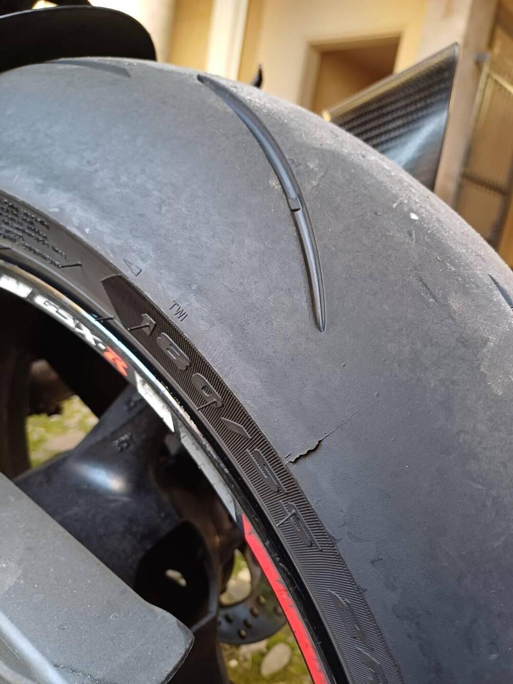 Suzuki GSX R 750 (2011 - 17) (9)