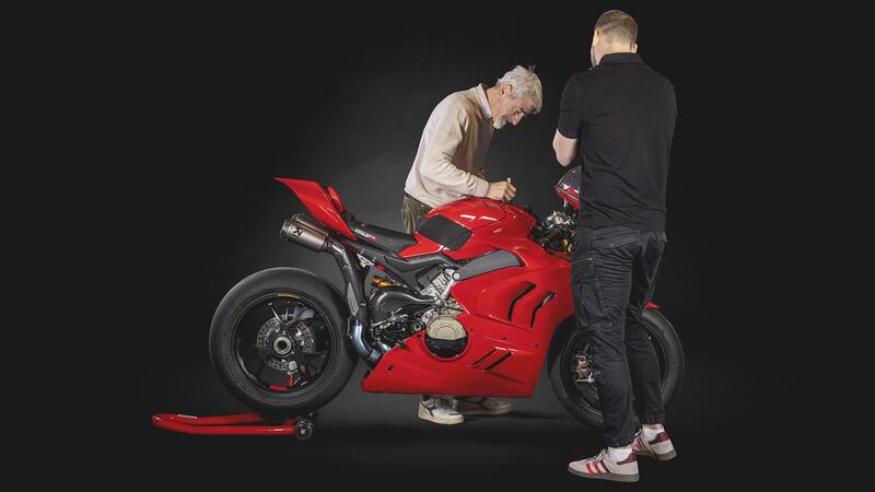 Vuoi comprare la Ducati MotoGP di Marquez o Bagnaia? Ecco come fare