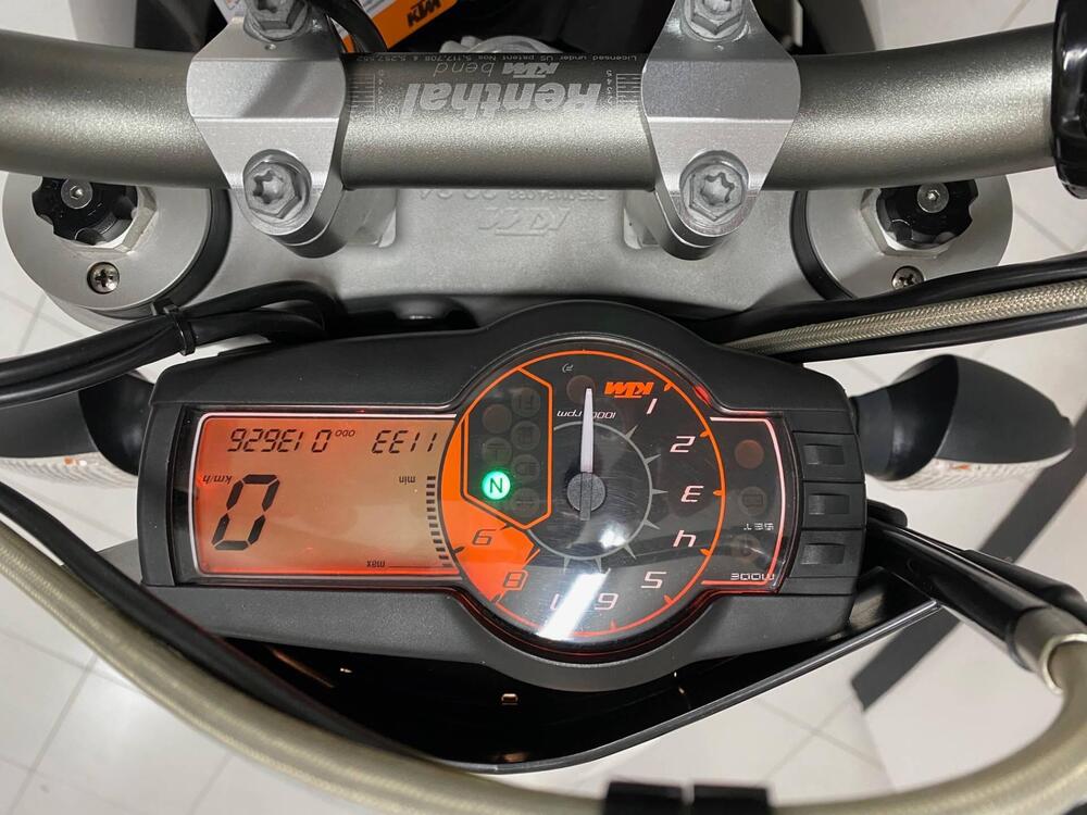 KTM 690 SMC (2008- 11) (5)