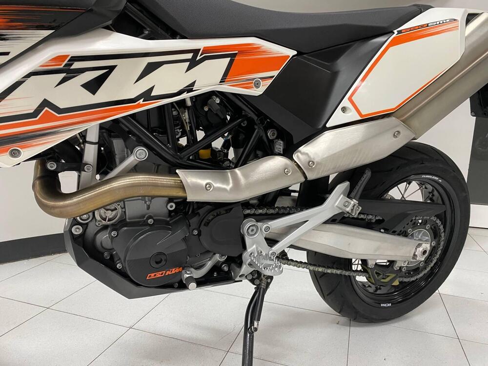 KTM 690 SMC (2008- 11) (7)