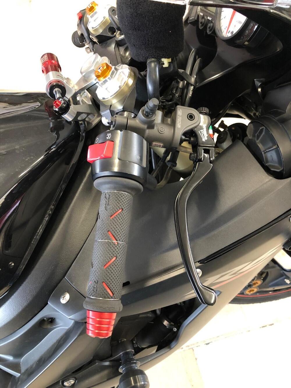 Yamaha YZF R6 (2005) (5)