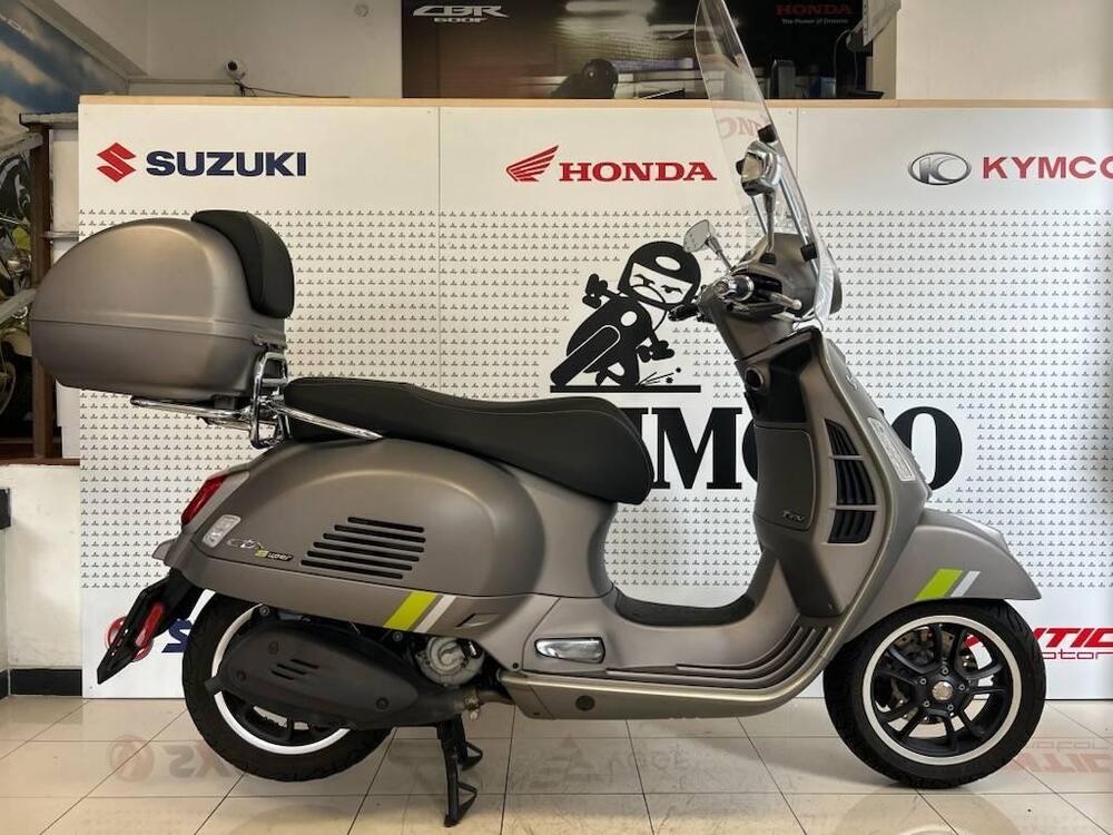 Vespa GTS 300 Super Tech (2023 - 24)