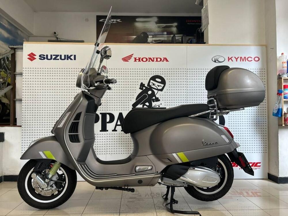 Vespa GTS 300 Super Tech (2023 - 24) (4)