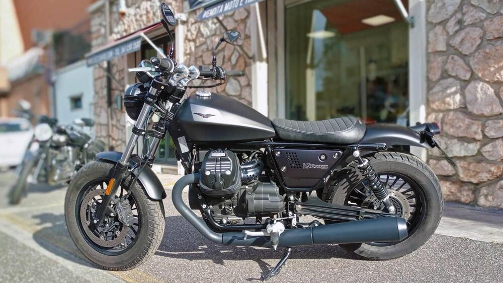 Moto Guzzi V9 Bobber Special Edition (2023 - 25) (7)