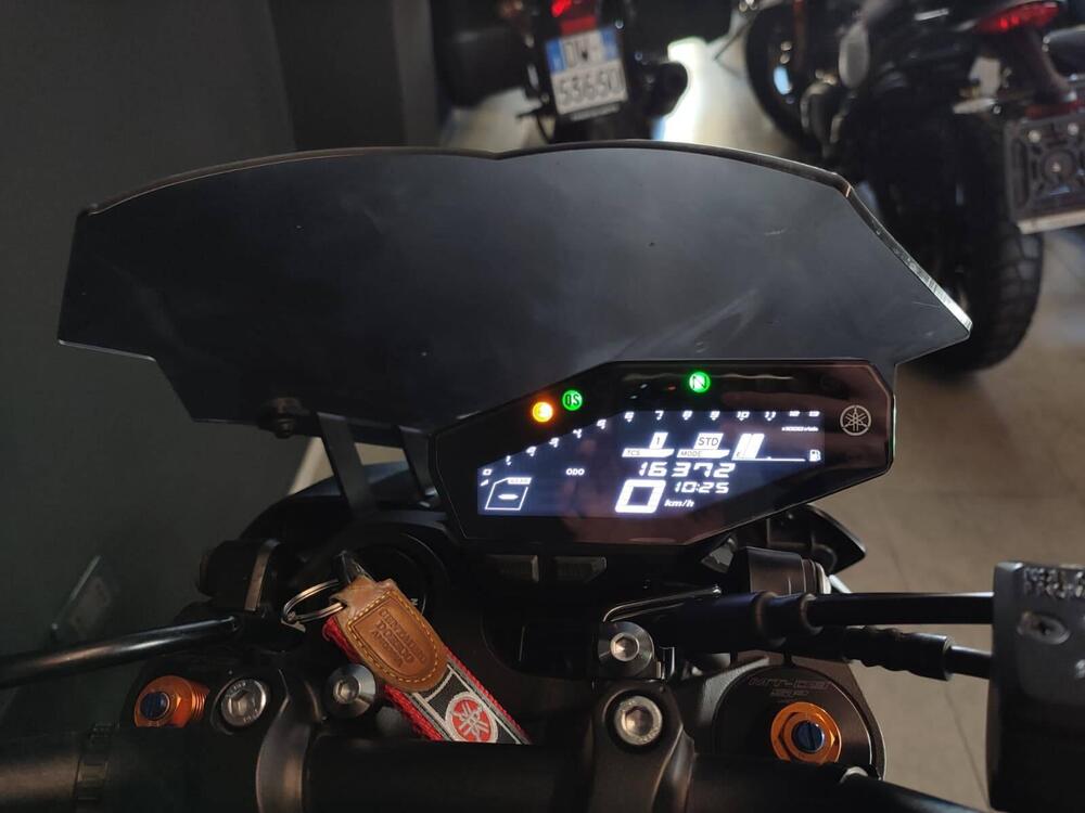 Yamaha MT-09 SP (2018 - 20) (3)