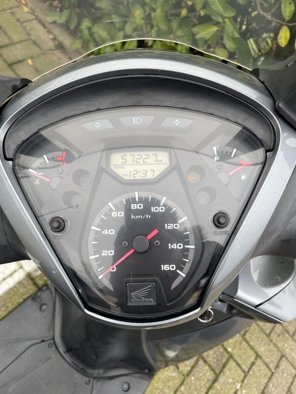 Honda SH 150 i ABS (2013 - 16) (4)