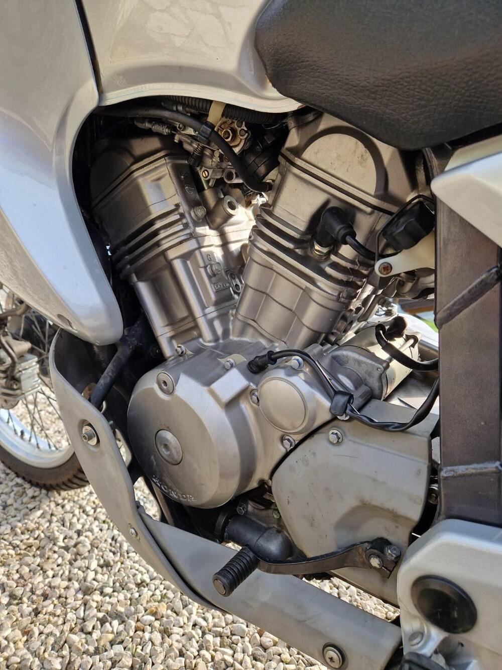 Honda Transalp XL 650V (2000 - 04) (5)