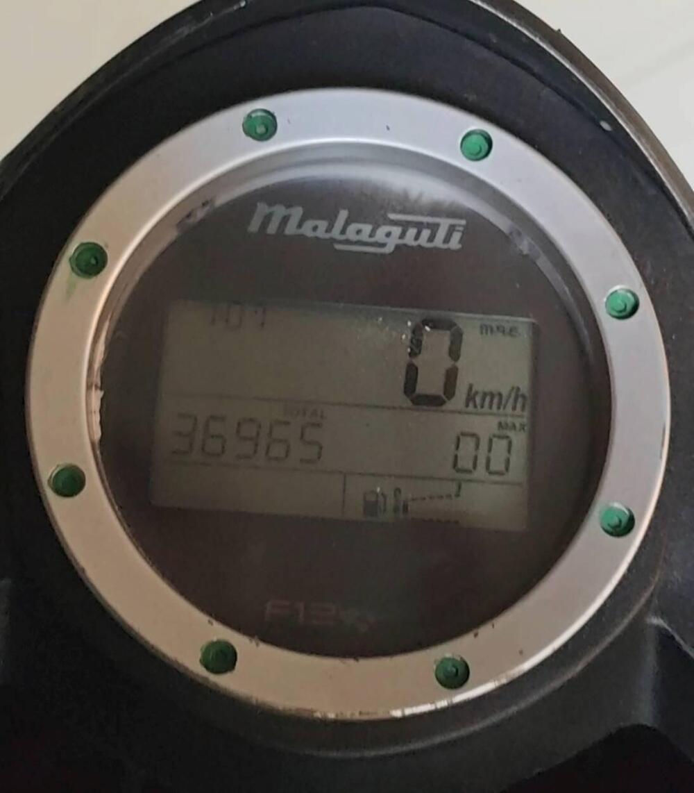 Malaguti F12 Phantom 50 R Liquid Cooled (2008 - 11) (3)