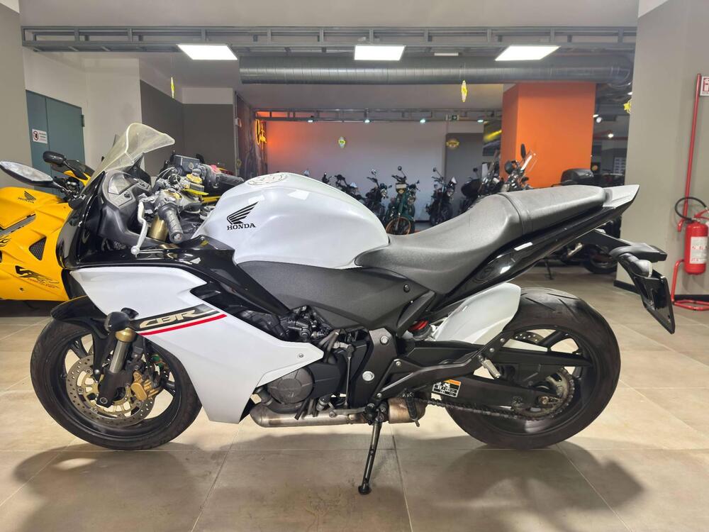 Honda CBR 600 F (2011 - 13) (4)