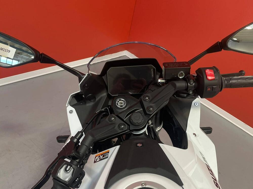 Suzuki GSX-8R (2024 - 26) (9)