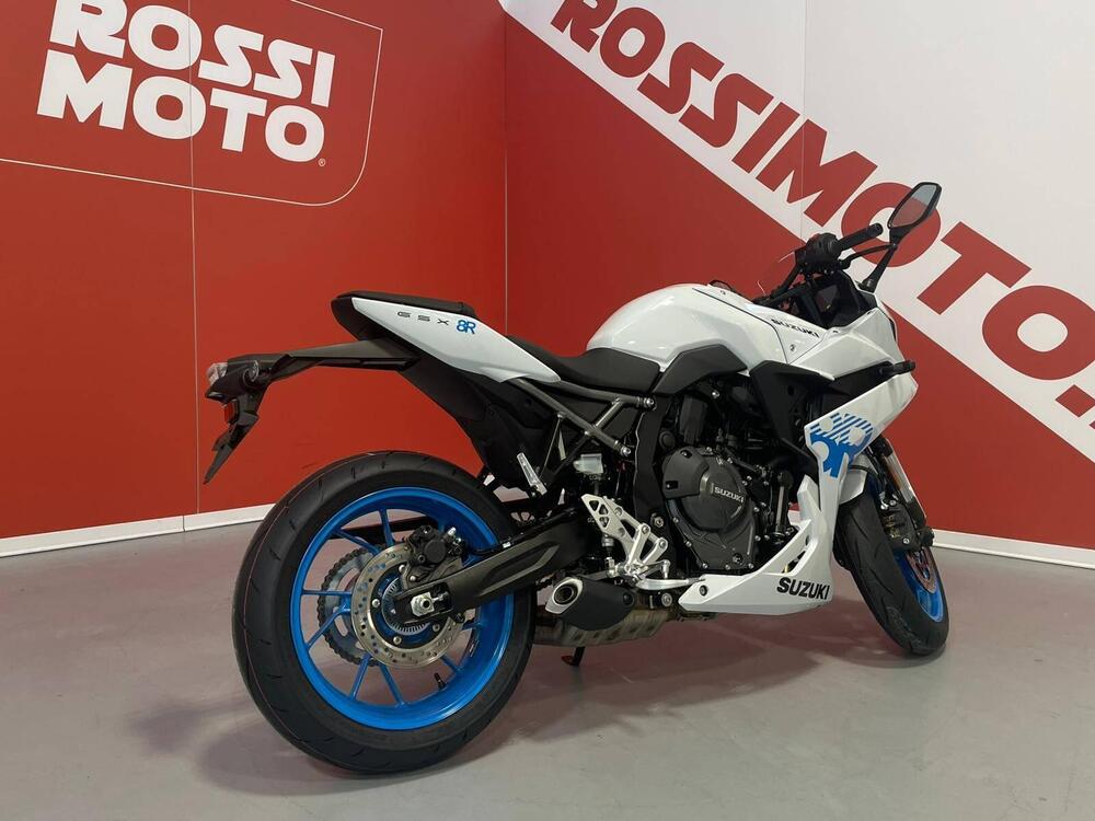 Suzuki GSX-8R (2024 - 26) (3)