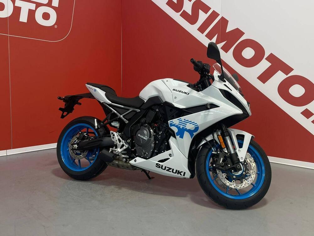 Suzuki GSX-8R (2024 - 26) (2)