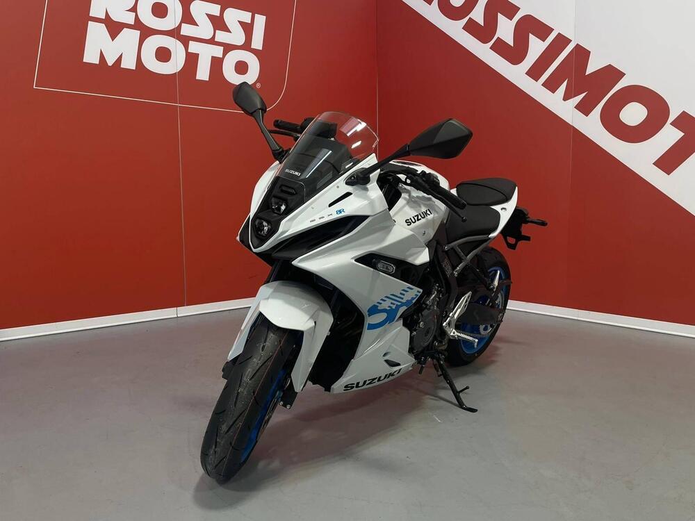 Suzuki GSX-8R (2024 - 26) (7)