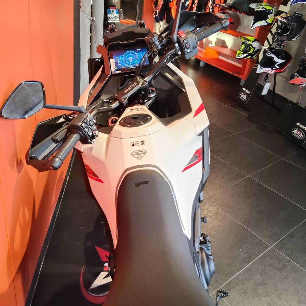 Zontes ZT703-F (2025 - 26) (3)