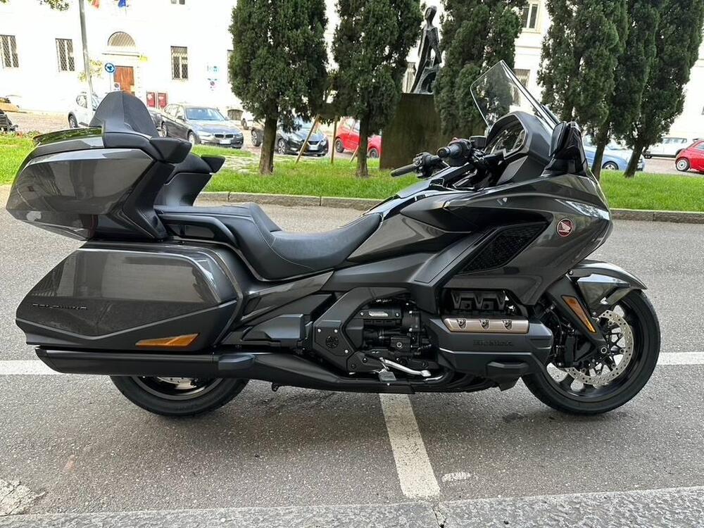 Honda GL 1800 Gold Wing Tour DCT & Airbag (2022 - 24)