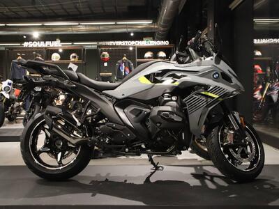 Bmw R 1300 RS (2026) nuova