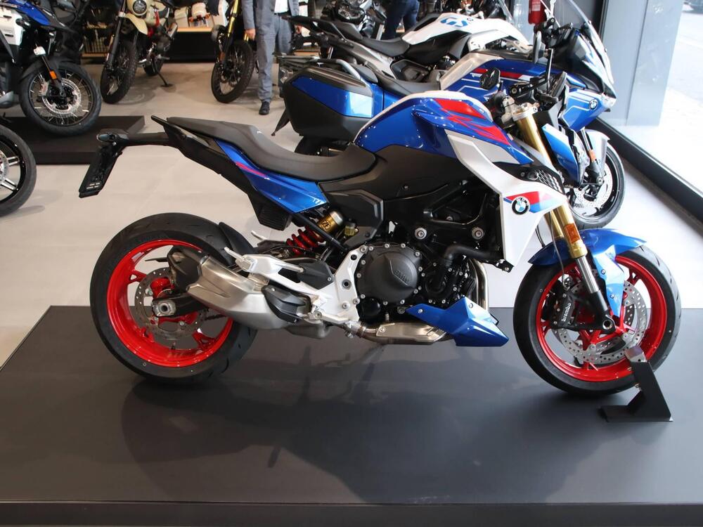 Bmw F 900 R (2025 - 26)