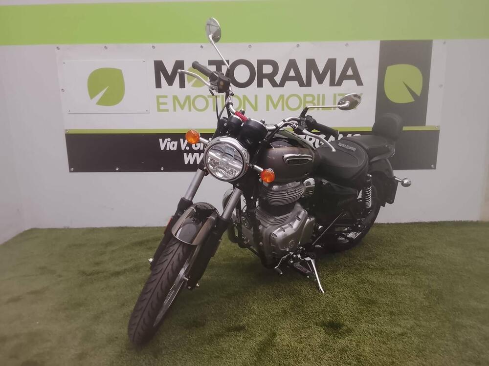 Royal Enfield Meteor 350 Aurora (2024 - 26) (2)