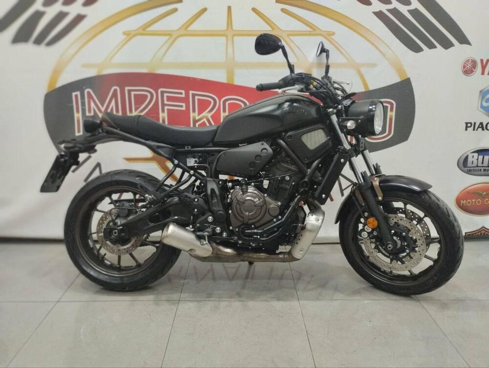 Yamaha XSR 700 (2021) (2)