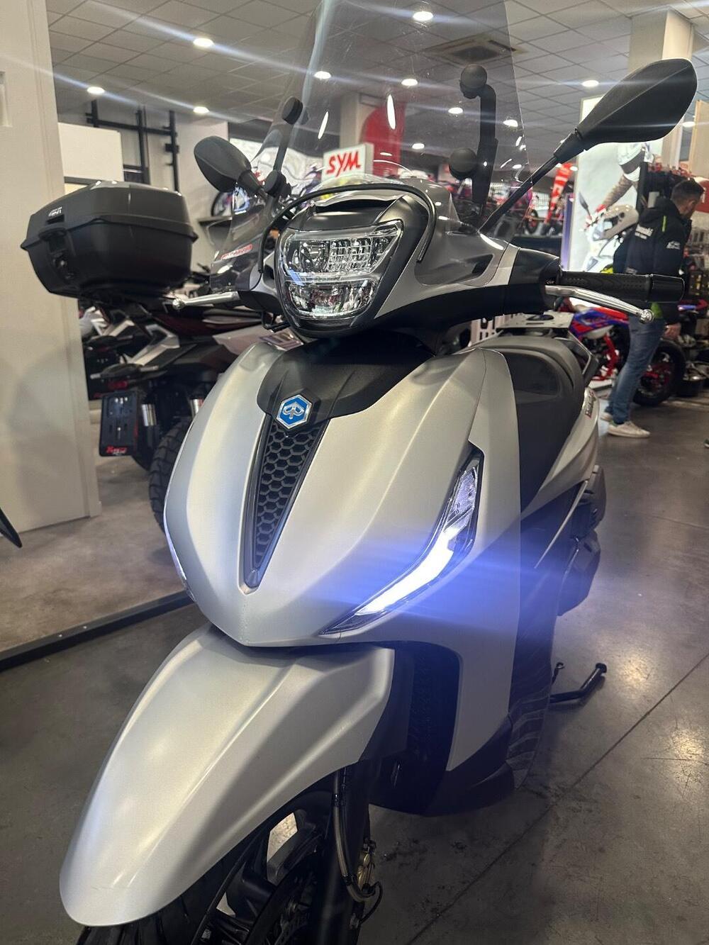 Piaggio Beverly 400 S ABS-ASR (2021 - 24) (7)