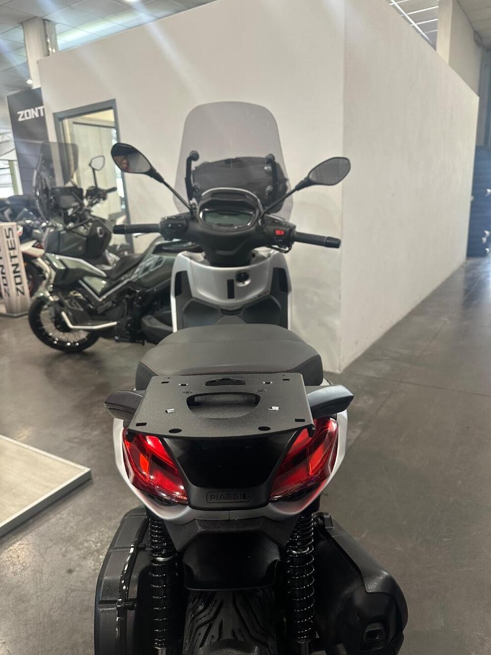 Piaggio Beverly 400 S ABS-ASR (2021 - 24) (8)