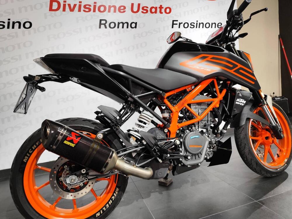 KTM 125 Duke (2021 - 23) (2)