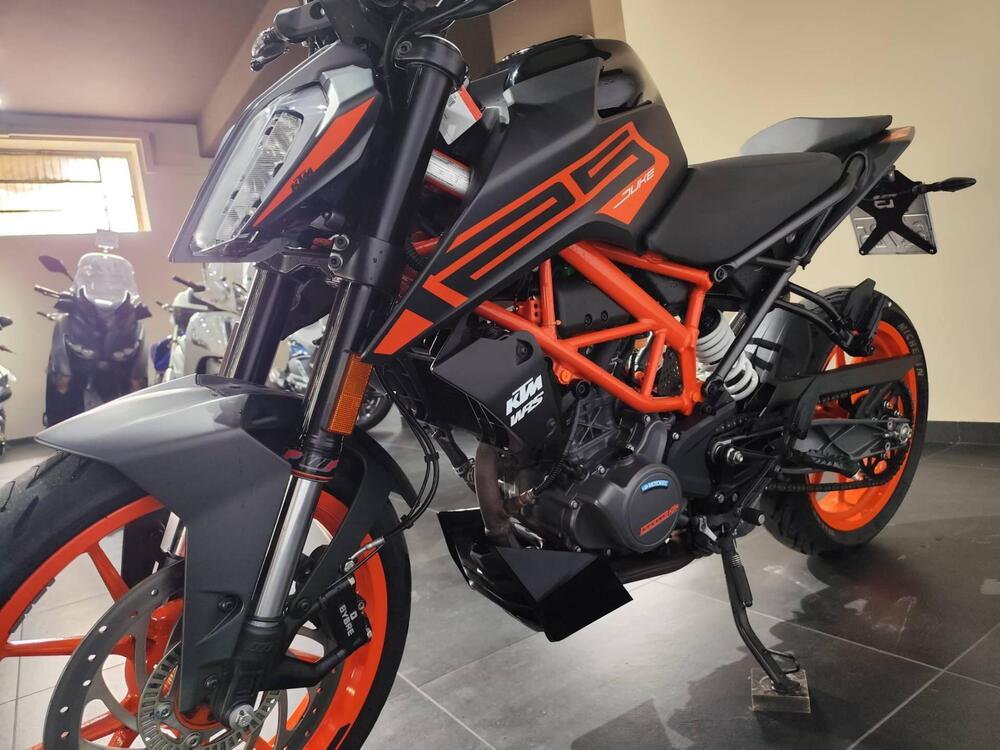 KTM 125 Duke (2021 - 23) (6)